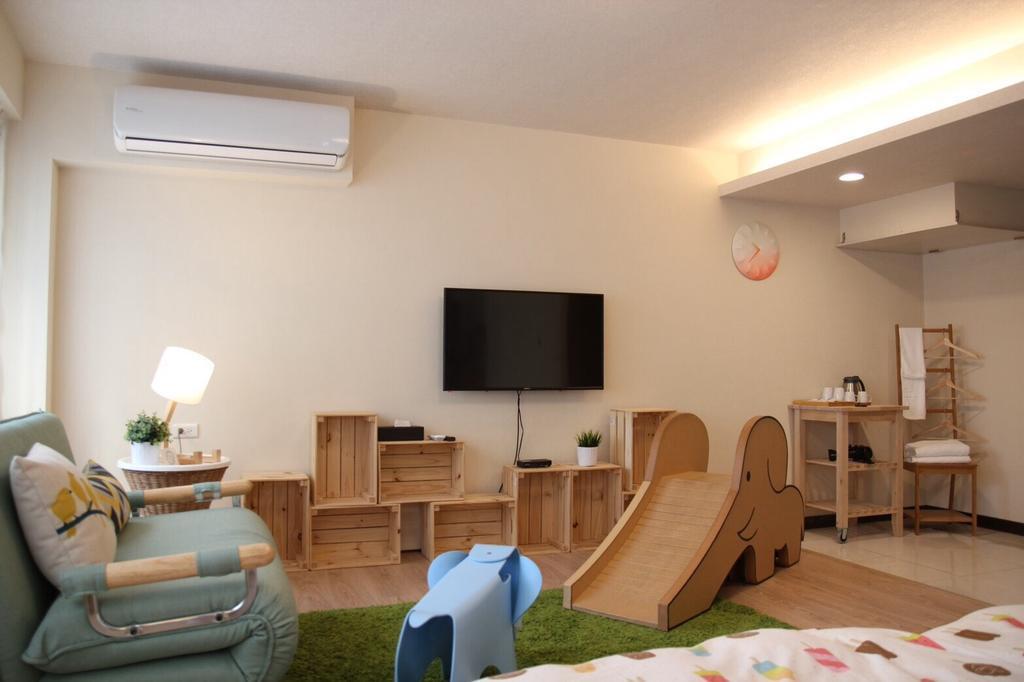 Ho.Me-Easyhouse Hotel Đài Nam Ngoại thất bức ảnh